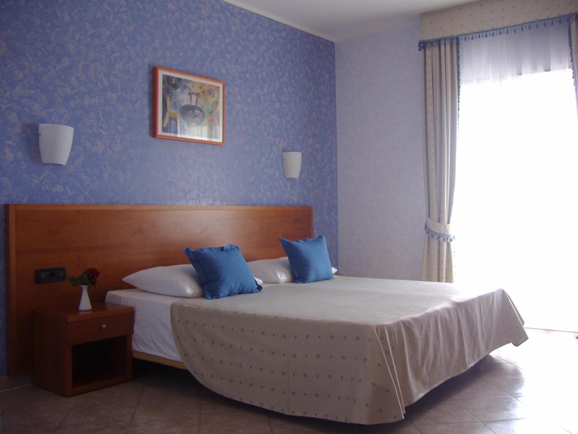 Hotel Zlatni Lav Martinšćica Habitación foto